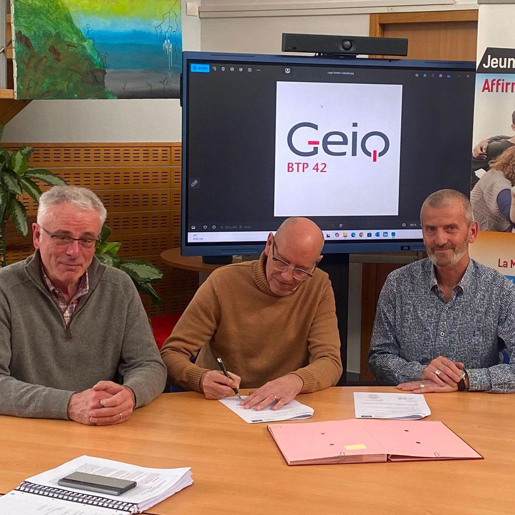 Signature d'une convention entre la Mission locale et Geiq BTP 42