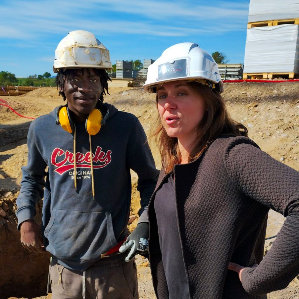 Laetitia CARPENTIER, coordinatrice de Geiq BTP 42, et Abou DIAKITE